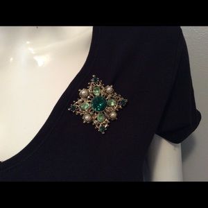 Gorgeous brooch